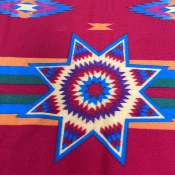 NEW Southwestern Aztec Fleece Throw - Picture 2 of 4